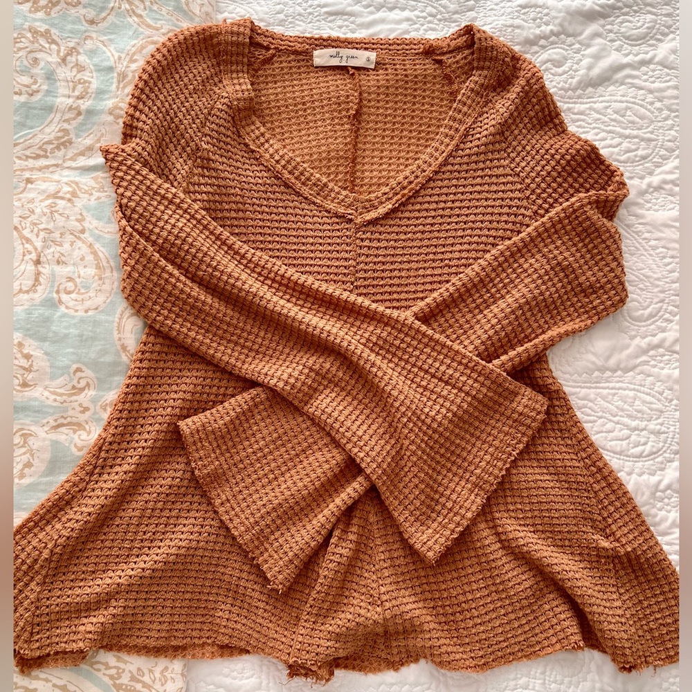 Molly Green bell sleeve top